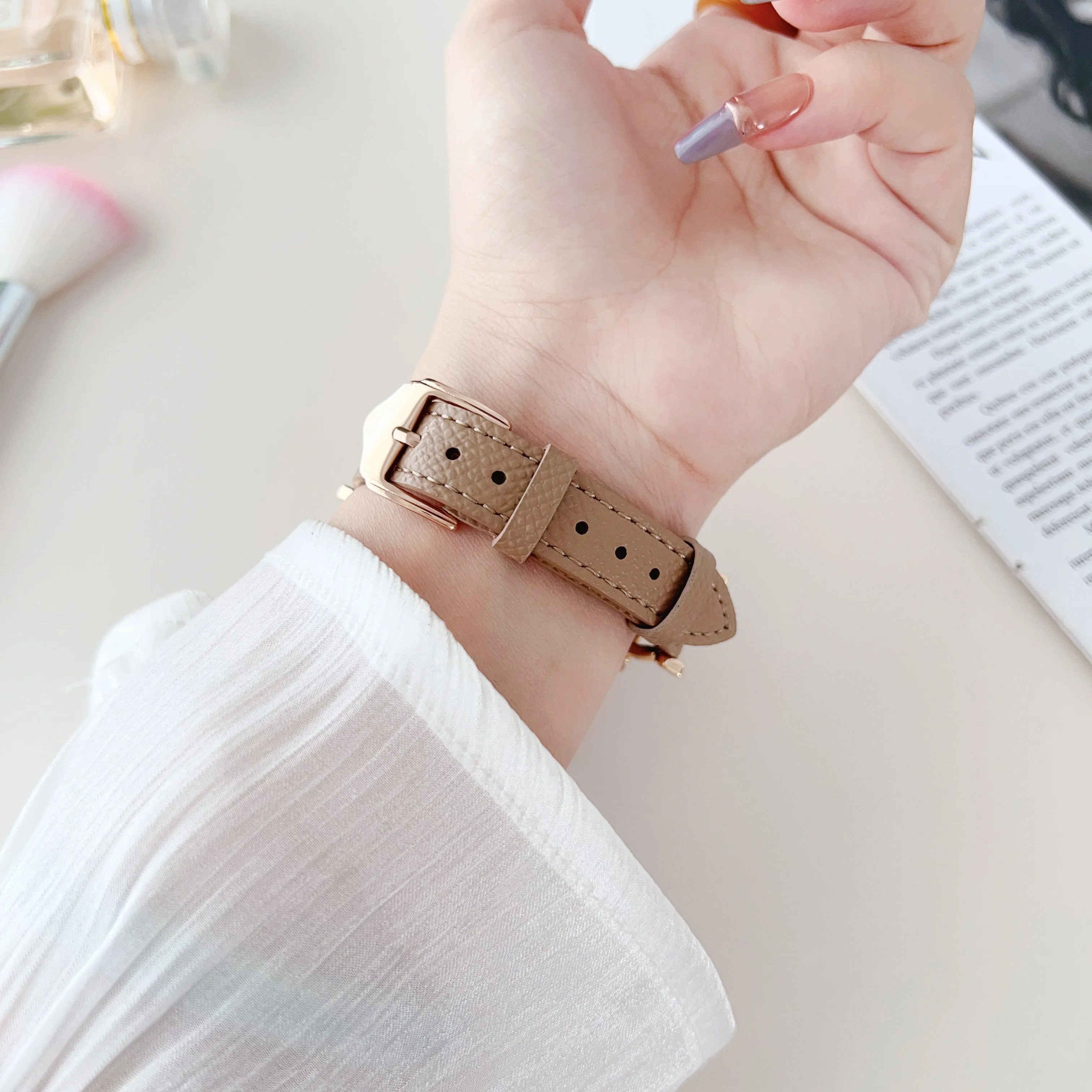 Leather Bnad For Apple Watch 8 7 6 SE 5 4 41 45mm Diamond Wrist Strap bracelet For iwatch Series Ultra 49mm 40mm 44mm 38mm 42mm