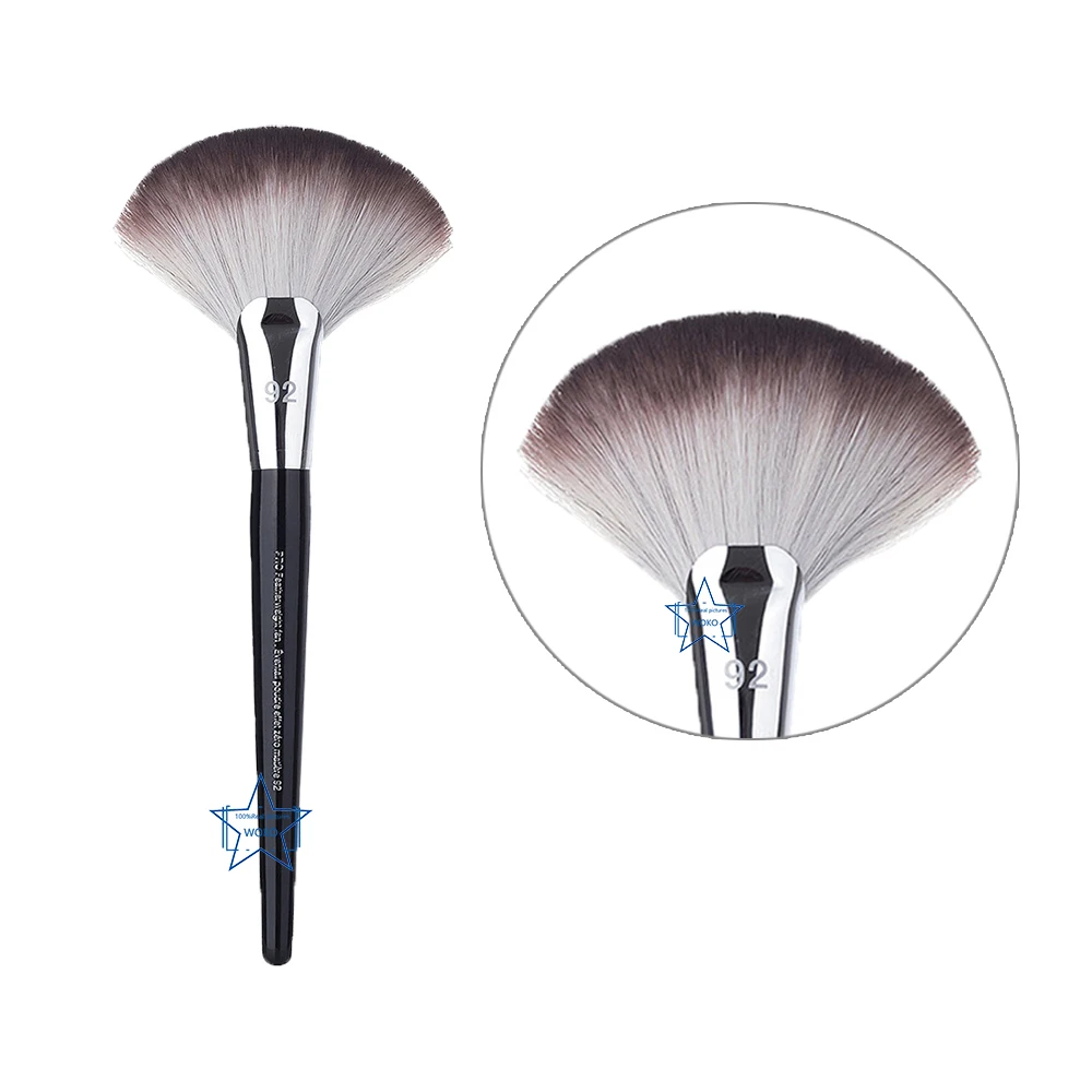 

Pro 92 Big Fan Brush Facial Professional Makeup Fan Brush Face Contour Bronzer Powder Makeup Tools Synthetic Hair Fan Brush