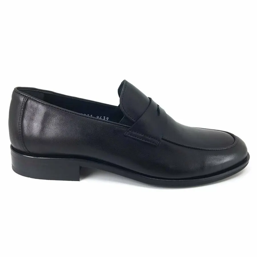 

Men Casual Shoes