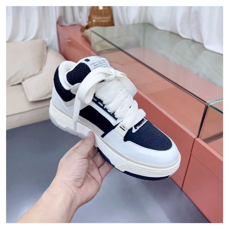

2023 New Genuine Leather Colored Bread Shoes for Women with Thick Sole, Versatile Bone, Sports Dad Shoes, Couple Style