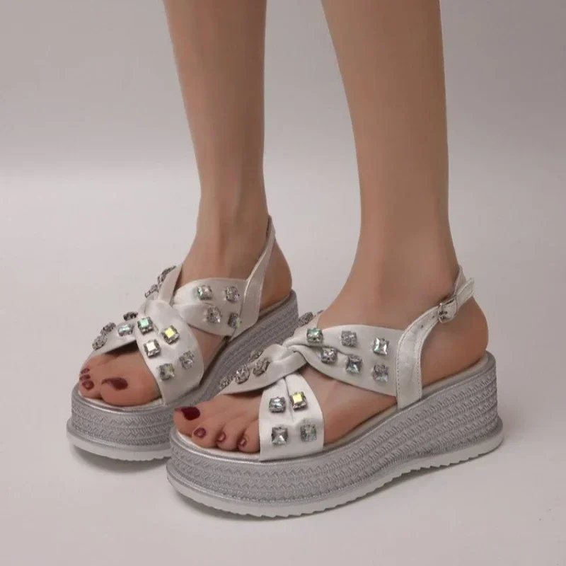 

Летние женские сандалии на танкетке на платформе, новинка, модные сандалии с открытым носком для женщин, Повседневная пляжная обувь для улицы