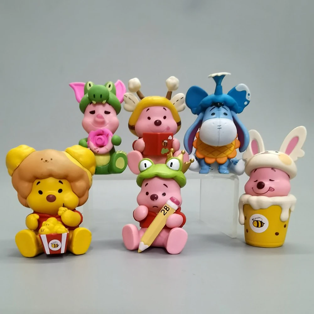 

Фигурка медведя 8 см, свинка, крест, платье, пух, медведь, аниме игрушки «сделай сам», нашивка, украшение для торта, кавайная экшн-коллекция, подарки из ПВХ материалов