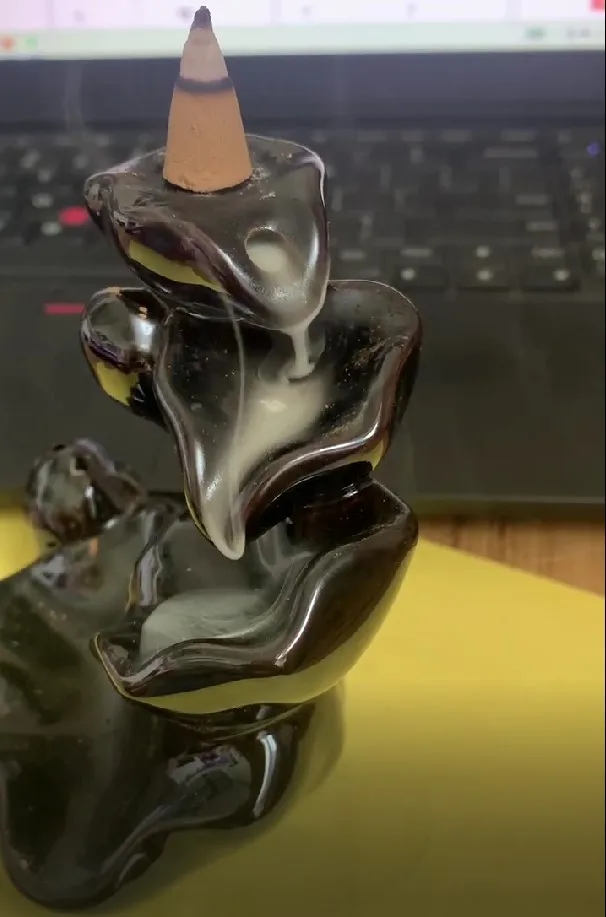 

1 кг oud cone to SA