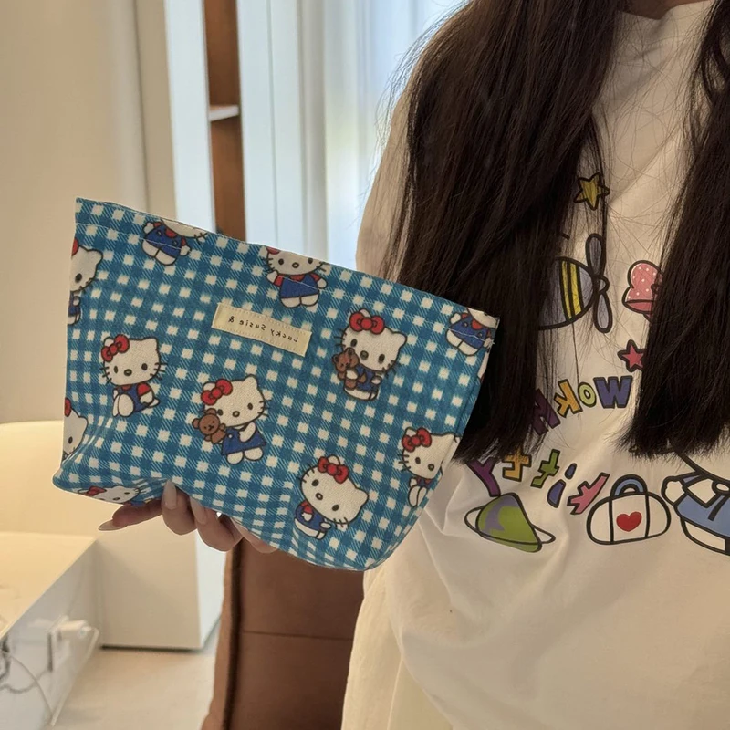 Косметичка Hello Kitty Sanrio кавайная мультяшная уличная Студенческая сумка на молнии с