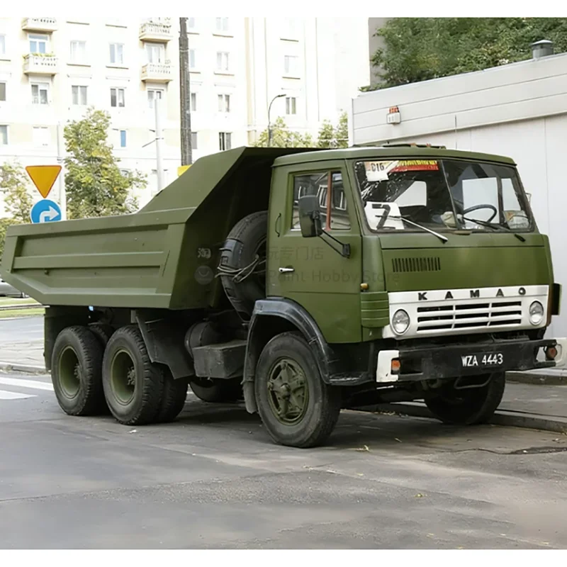 Фото Масштабная модель самосвала КАМАЗ-5511 из литого металла 1:43, имитационная игрушка, коллекционная настольная модель, подарок, статическая демонстрационная модель №1