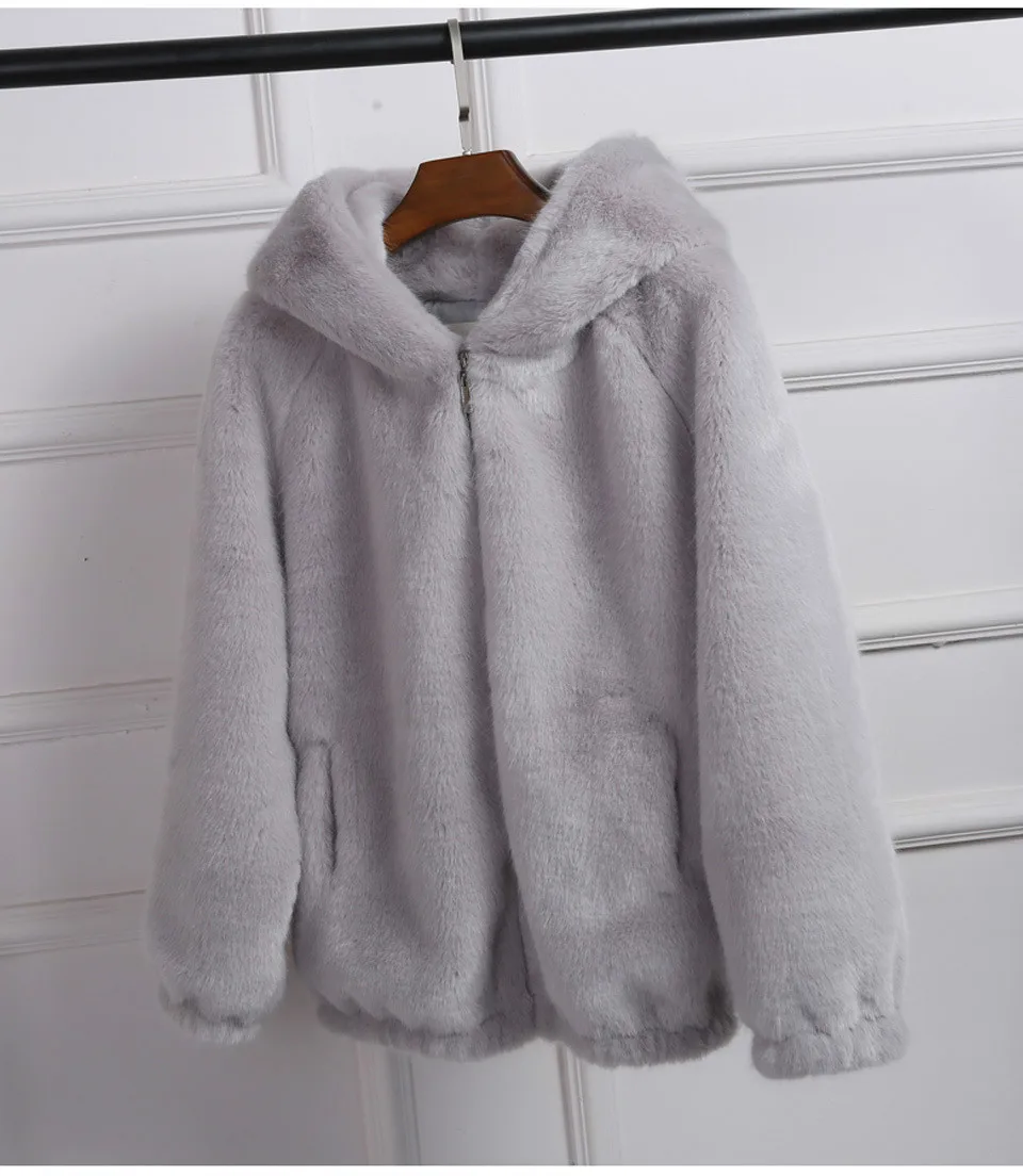 Rabit Women Winter Coat Thick h Hooded Ladies Short Fur Coat Loose Faux Fur Fabric Girls Overcoat Fluffy Furry Windbreaker