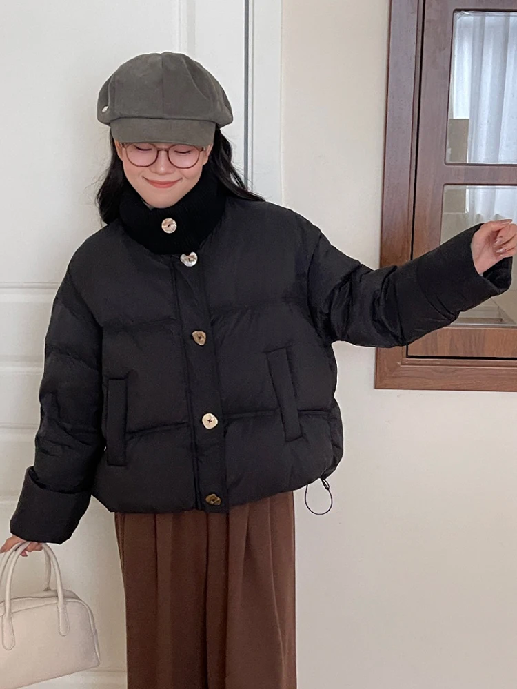 Вязаный короткий пуховик с воротником-стойкой для женщин зима 2023 новая теплая