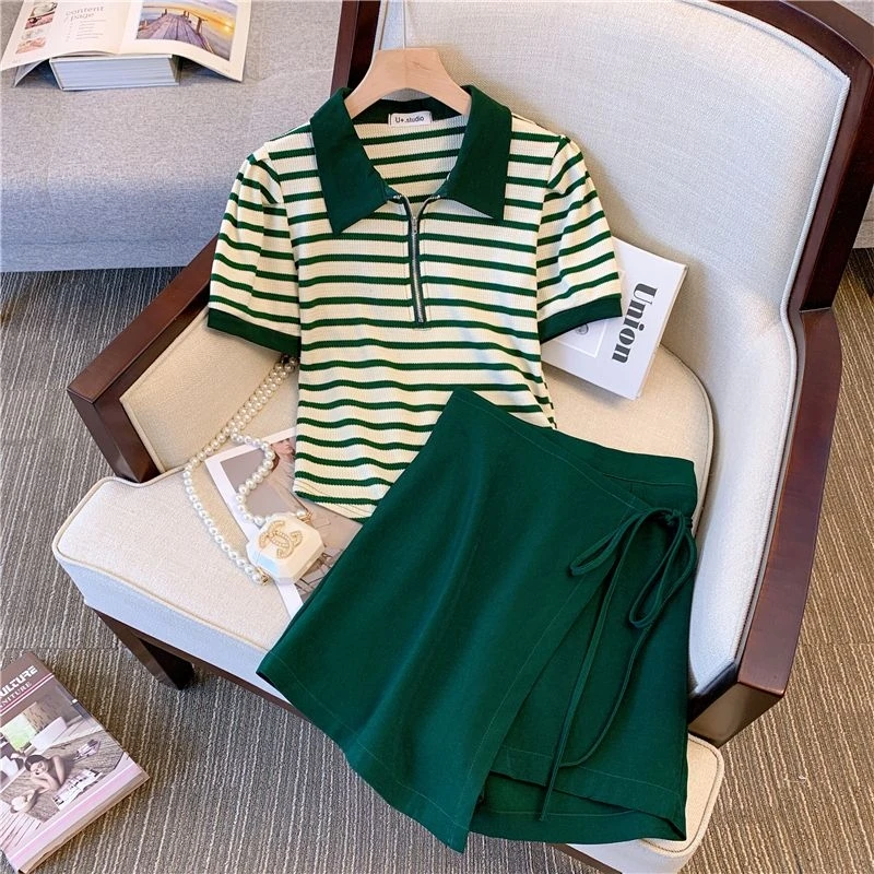 

Casual Fashion 2 Pcs Women Set V Neck short Sleeve Loose Knit Top + High Waist Hip Elastic Wide Leg Shorts Wild Suit Tracksuits