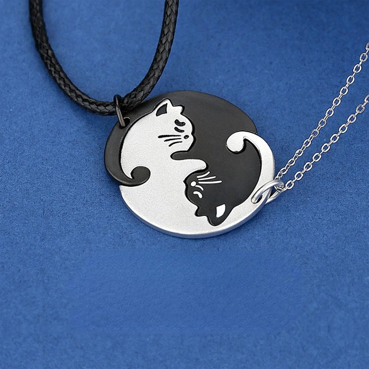 

S925 Sterling Silver Necklace Simple Men's and Women's Cat Pendant Black and White Collar Chain Couple Splice Necklace Ornament