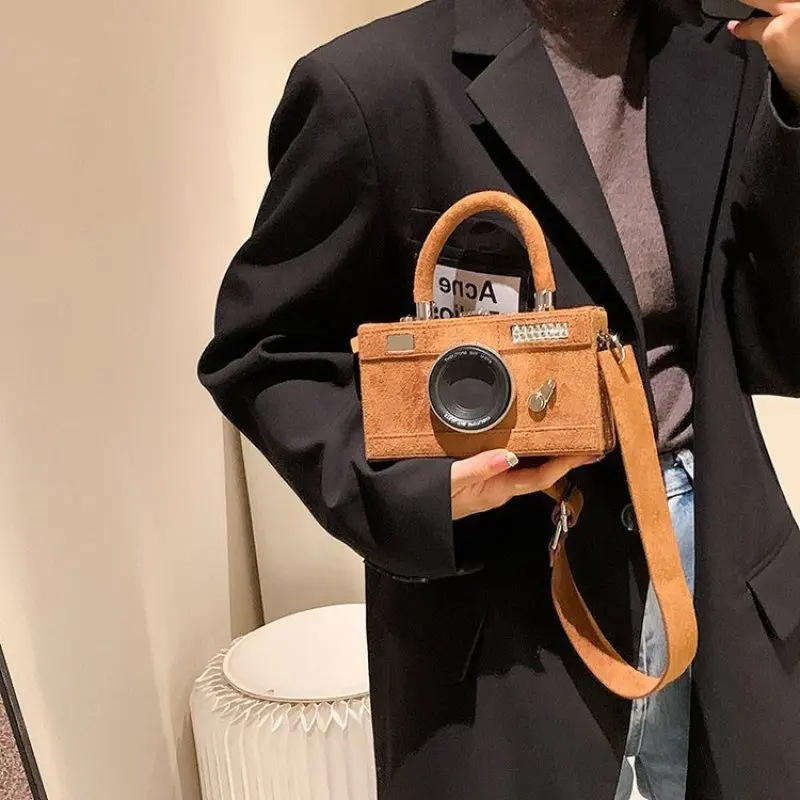

2022 New Fashion Retro Camera Portable Messenger Women Funny Personality Shoulder Crossbody Bag Girls