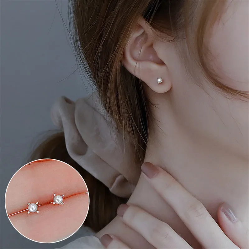 Женские серьги-гвоздики из серебра 925 пробы с маленьким жемчугом