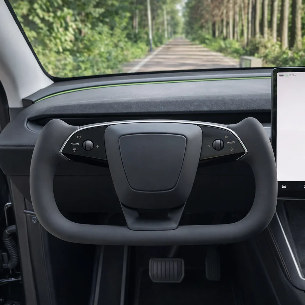 Фото Персонализированный спортивный руль для Tesla Model 3 Highland/Y L/Y Juniper из премиальной кожи Nappa с карбоновыми вставками и подогревом №2
