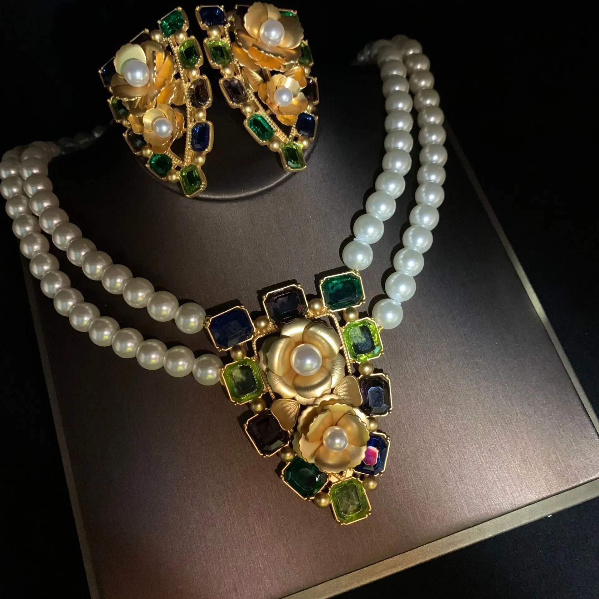 

European and American Style Women Double Glazed Fashion Geometric Modeling Necklace Ear Clip Fashion Elegant Jewelry