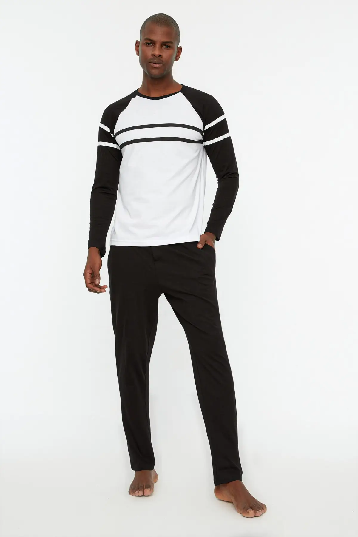 

White Men 'S Regular Fit Panelled Long Sleeve Pajamas set TMNAW22PT1185