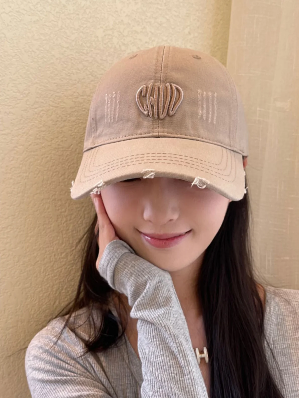 Новая рваная бейсболка в стиле ретро с персонализированной вышивкой для женщин