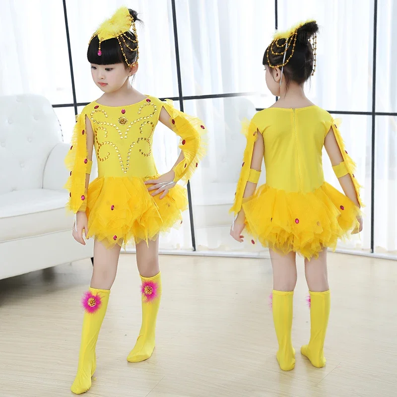 Детская и сумасшедшая танцевальная одежда Возьмите цыпленка