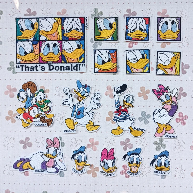 Нашивки с вышивкой Дональд Дак |