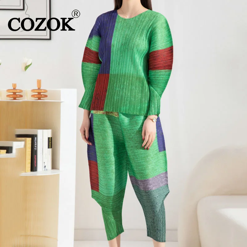 

Женский элегантный плиссированный комплект COZOK из двух предметов, лоскутный топ с круглым вырезом и длинными рукавами и брюки контрастных цветов, новинка 2023, WT114