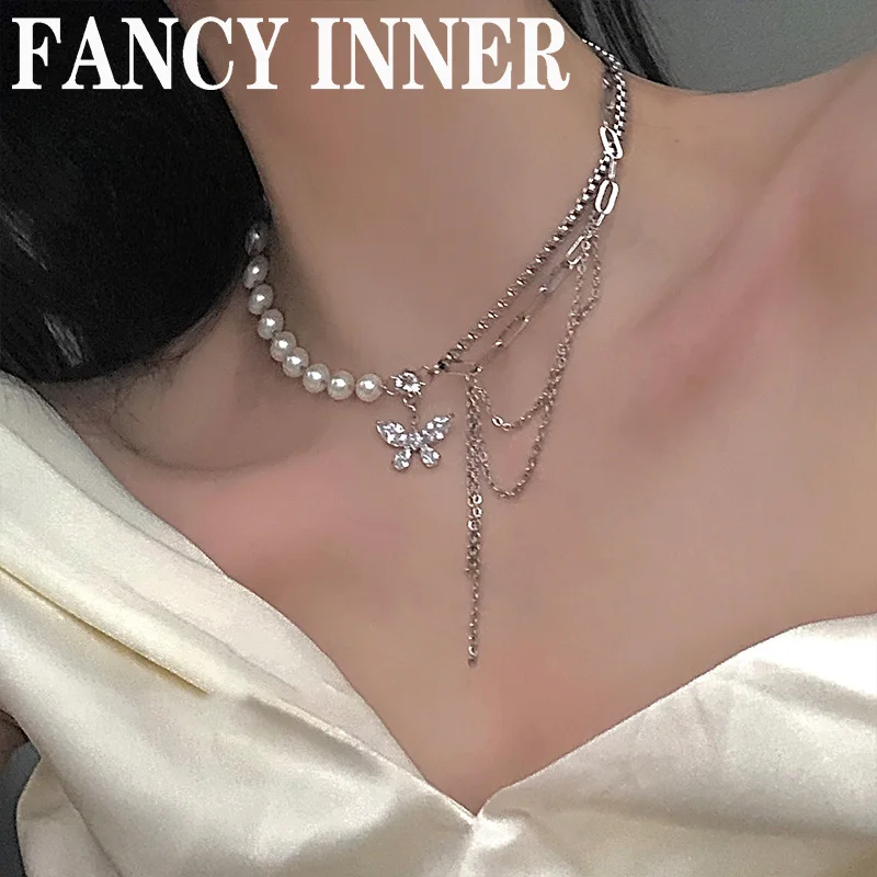 

VCH 2022 New Y2K Necklace Vintage Double Layer Pearl Metal Splicing Rhinestones Butterfly Choker for Women Girls Jewelry