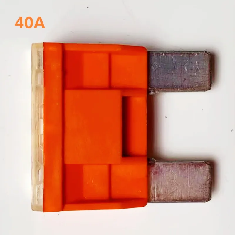 For Volkswagen Maiteng Santana Automobile Air Water Pump Fuse 2pcs