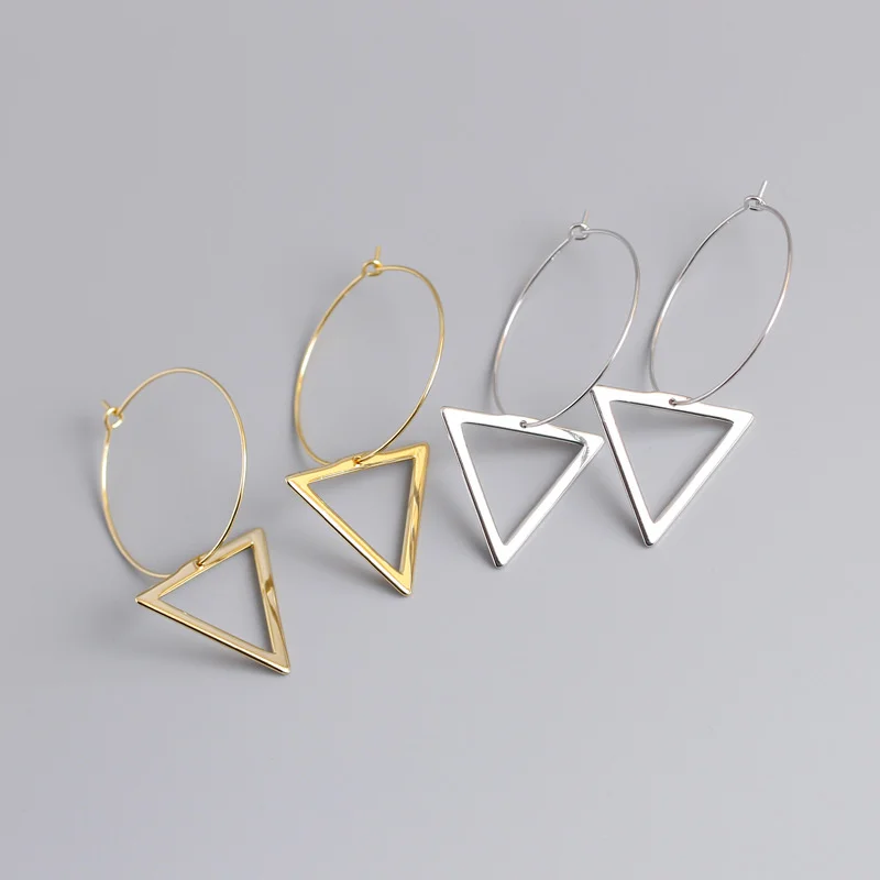 

Серьги из серебра 925 пробы в виде золотого треугольника