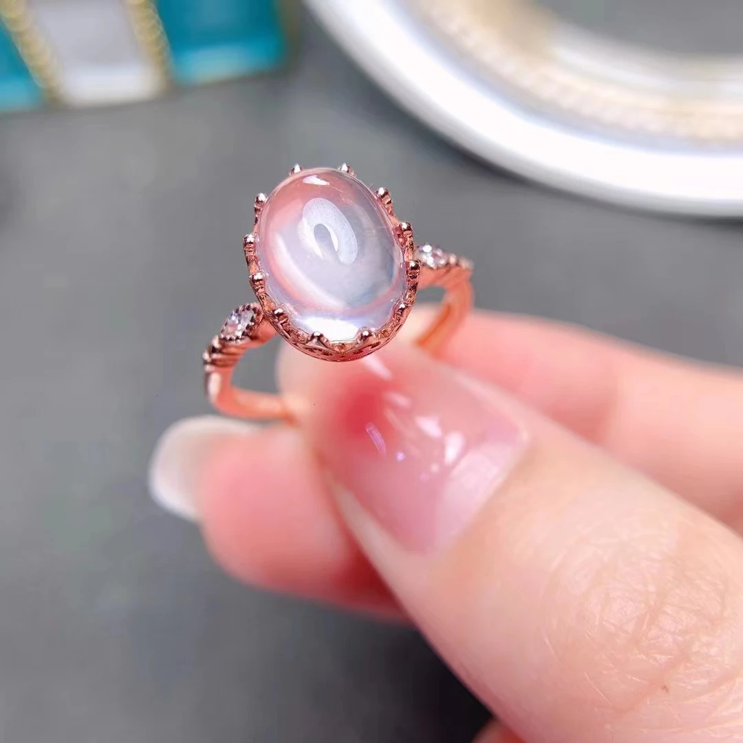 

Кольцо из серебра 925 пробы с натуральным розовым кварцем, 8 х10 мм