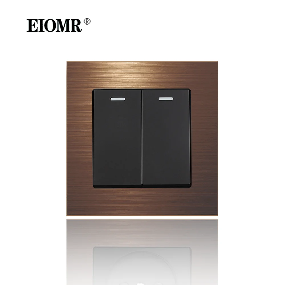 

EIOMR Франция Розетки и выключатели 220В