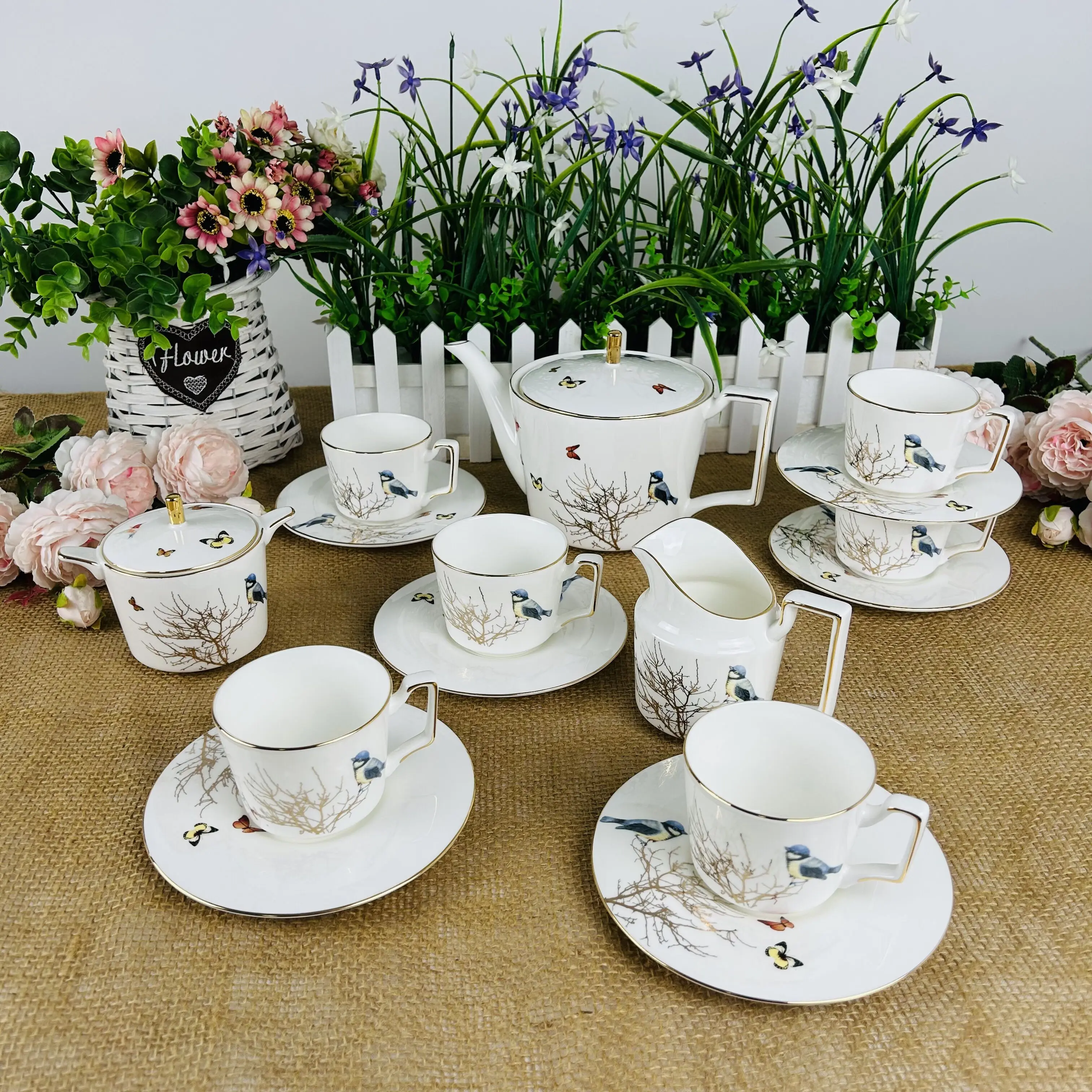 Кофейная посуда British Bone China Bird Butterfly кофейная чашка для суда банка крема сахарница