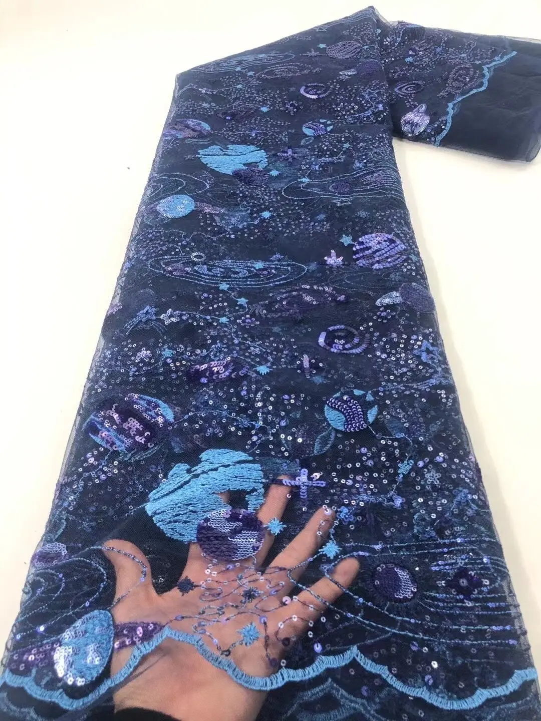 

Sequins Lace Fabrics Nigerian Net Mesh Lace Fabric with Sequins High Quality African French Sequence Lace Fabric