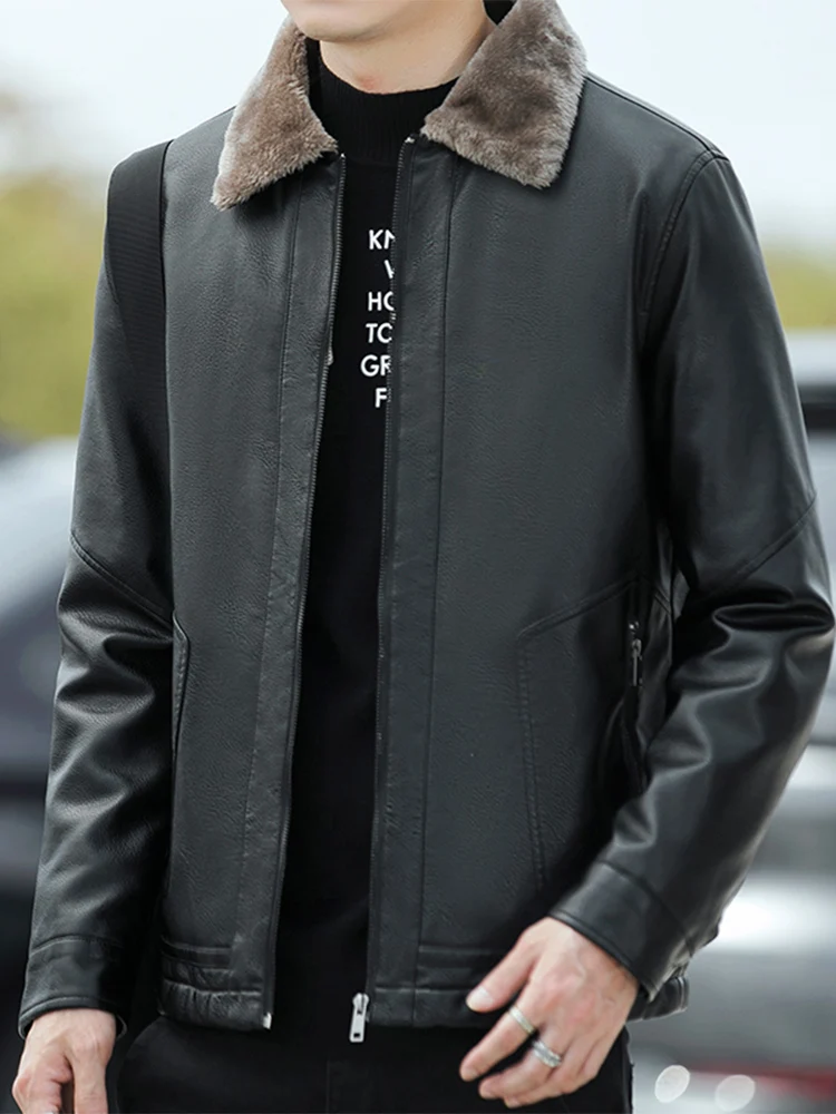 Мужское кожаное пальто с меховым воротником. Теплая ветрозащитная кожаная