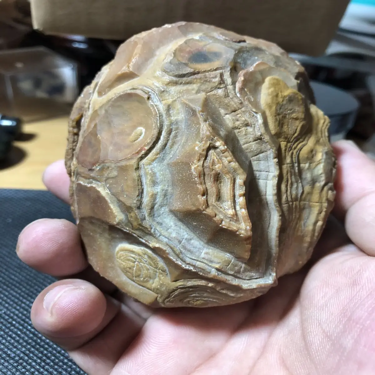 1Pcs Natural Crystal Raw Stone Boutique Agate Water Flush Stone Naturally Formed Decorative Pieces