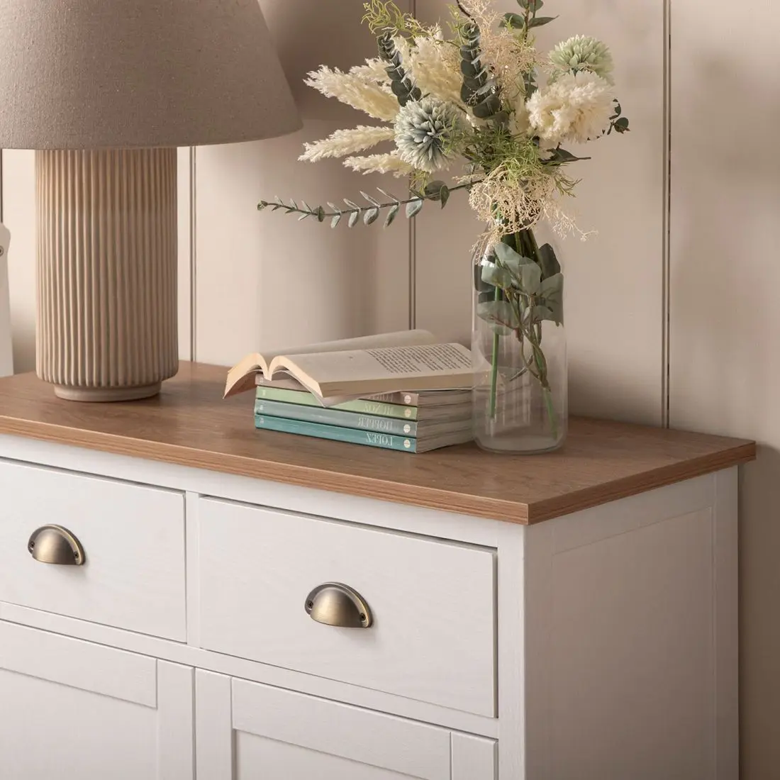 Фото Wohnzimmer Weißes Seitentisch Buffet Mit Viel Platz Für Alles Moderne Einfache Küche Schrank Hochwertiger Konsolentisch №3