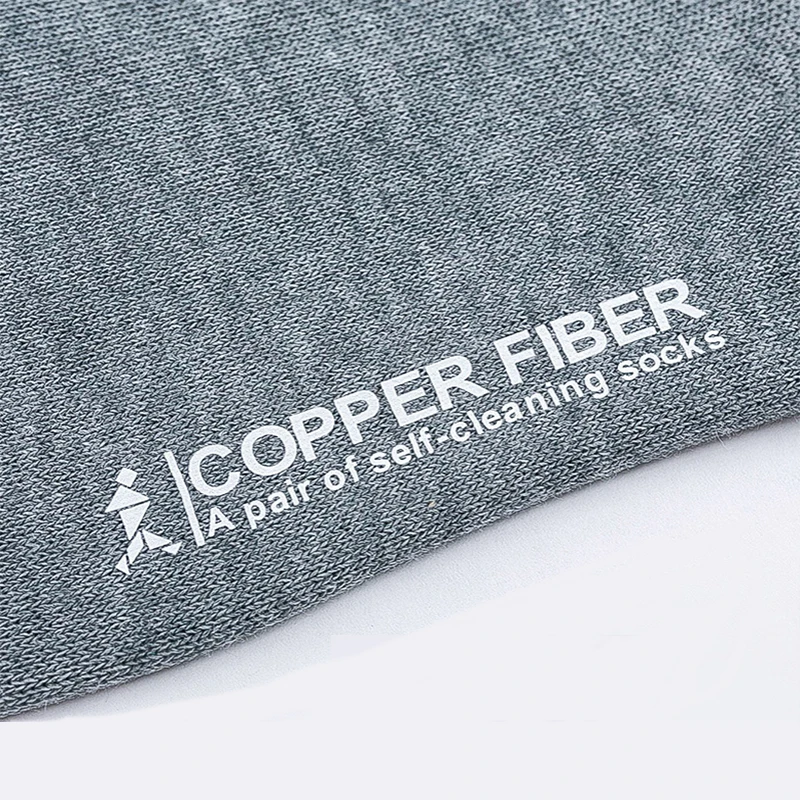 1 Pair of Copper Fiber Anti-bacterial Summer Sports Deodorant Boat Socks for Men's Leisure and Fashion Short Tube Ankle Socks