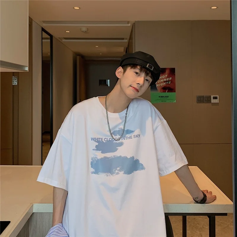 

Creative Cloud Pattern Short-sleeved T-shirt Men's Summer Japanese Large Fashion All-match New Casual Loose Couple Tops Men