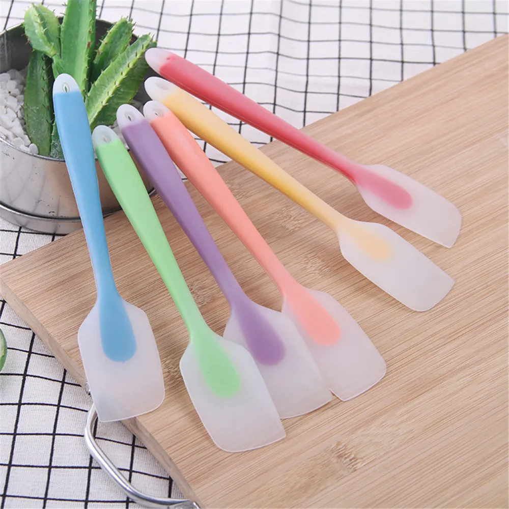 

Baking Pastry Spatulas Cuisine Tools Eco-Friendly Silicone Kitchen Accessories High Temperature Resistant Cake Spatula Tools