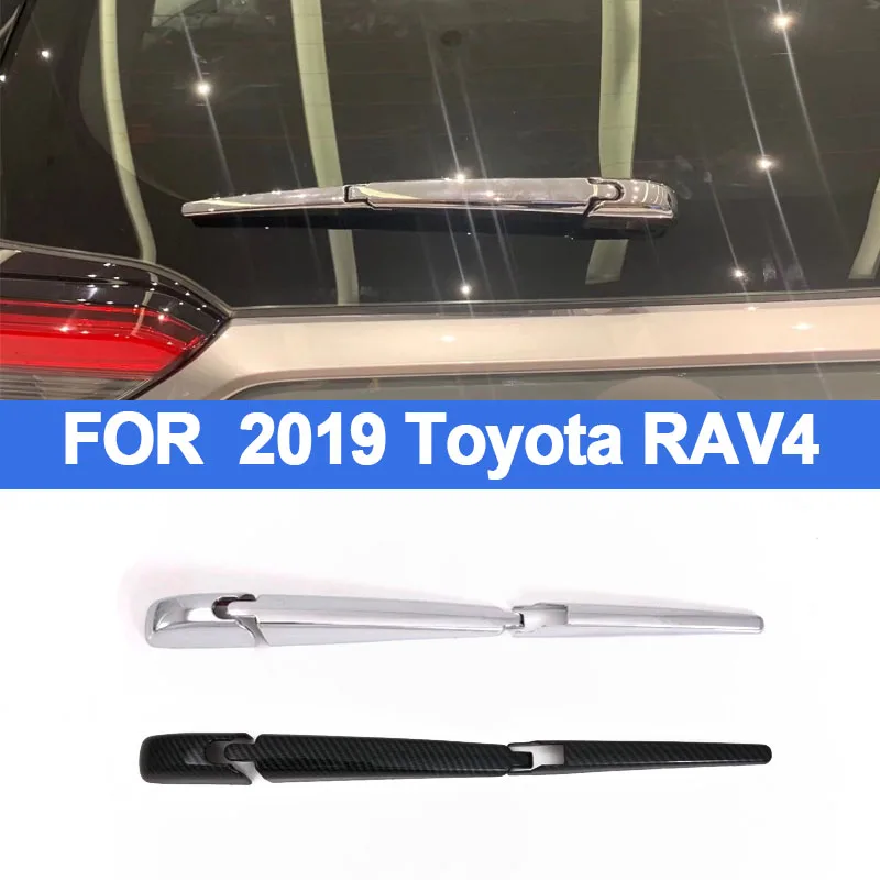 Фото Декоративная накладка на задний стеклоочиститель для Toyota RAV4 2019 года, ABS, под карбон, внешние элементы для украшения поверхности заднего стеклоочистителя. №1