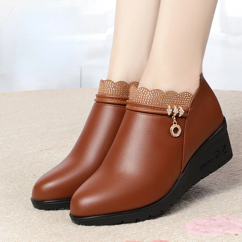 

Plus Size 35-42 Fashion Pumps For Women Office Shoes Mom Shoes Wedges Mid Heels Breathable Leather Shoes Comfortable High Heels