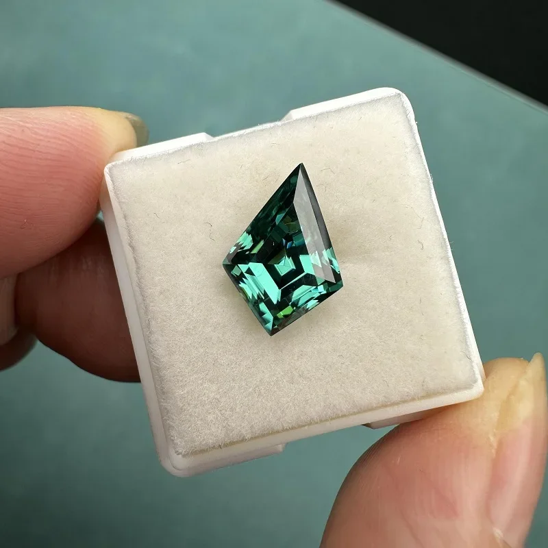 Сертифицированный драгоценный камень для ювелирных изделий зеленый цвет