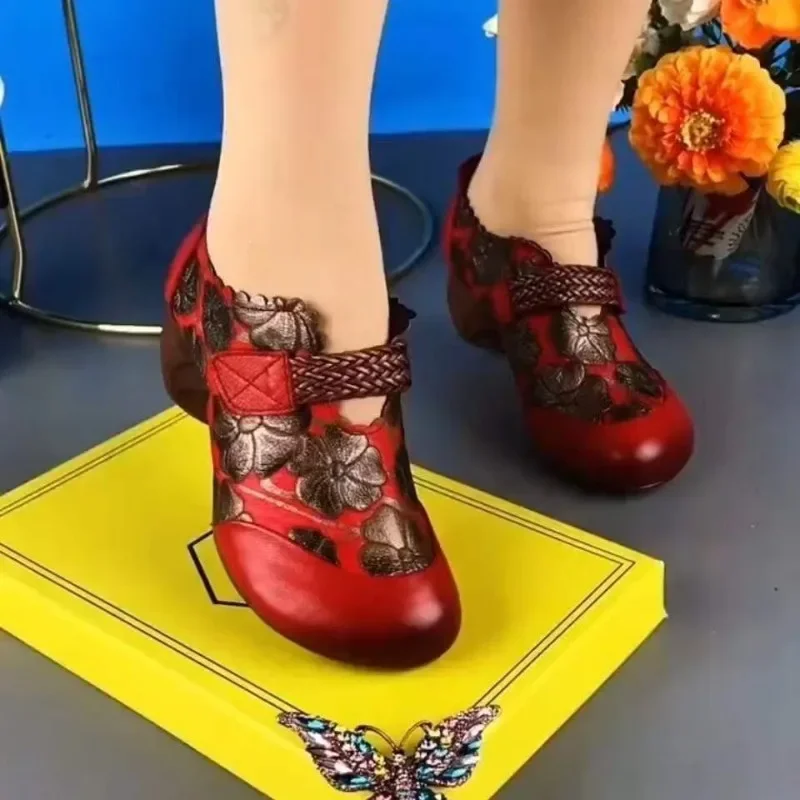 Туфли женские в стиле ретро мягкая обувь для мам высокий толстый каблук среднего