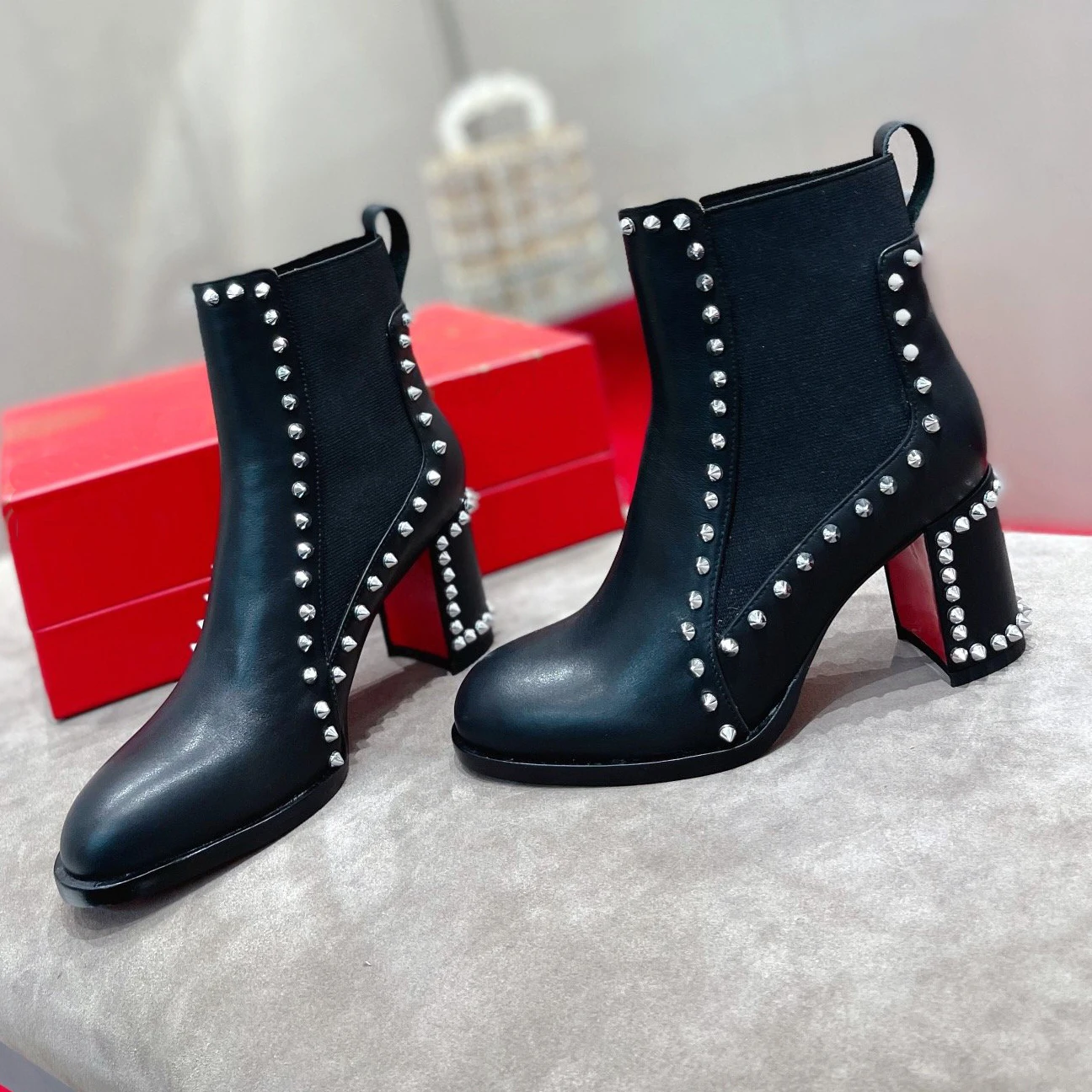 

Top Quality Womens High Heels Luxury Fashion Ladies Crystal Glisten Red Sole Shoes Classic Retro Designer 10cm High heel 0907HJ