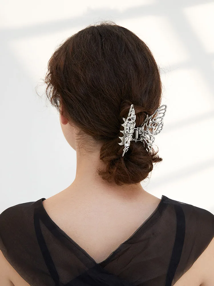 

Women Vintage Elegant Butterfly Hollow Geometric Metal Hair Claw Lady Solid Hair Clip Hairpin Headband Fashion Hair Accessories
