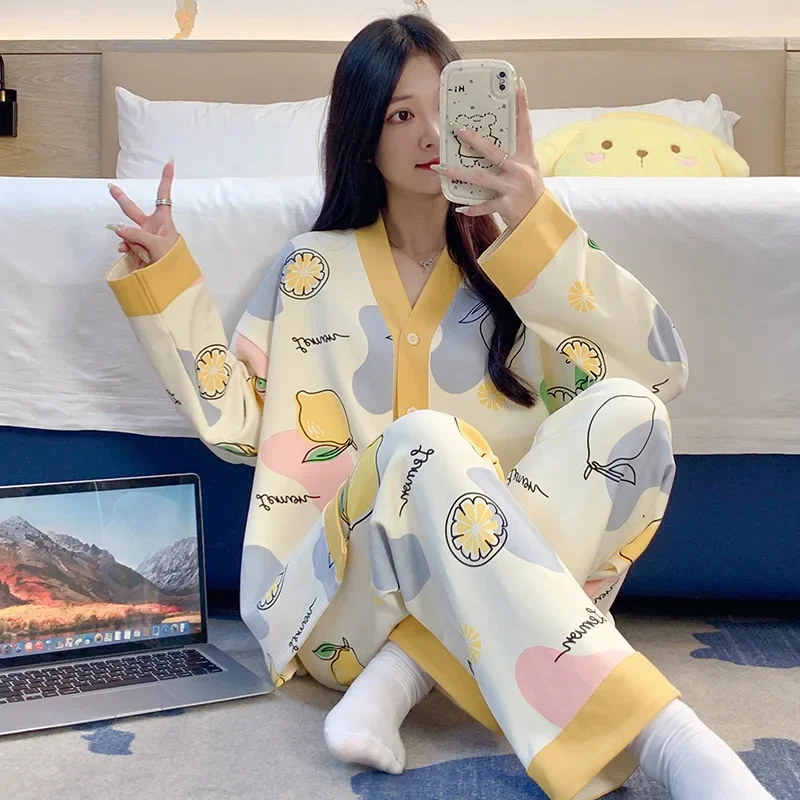 Женский пижамный комплект