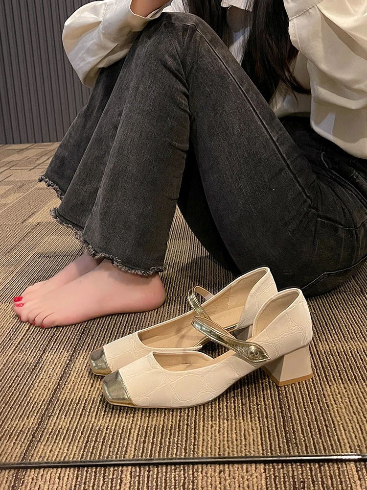 

Сандалии с квадратным носком и закрытым носком, универсальные туфли на блочном каблуке, модные уличные сандалии в стиле ретро, лето 2023