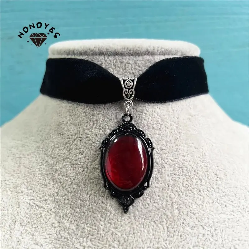 

Gothic Vampire Cameo Pendant Choker Velvet Necklace For Women Fashion Pagan Witchcraft Jewelry Girls Gifts Creative Choker 2023