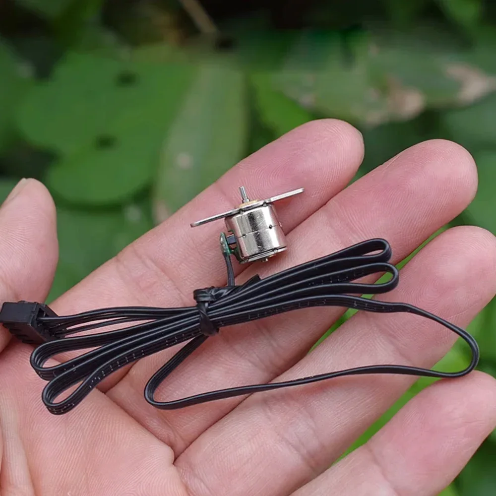 Микро 10-миллиметровый шаговый двигатель 2-фазный 4-проводной маленький проводной