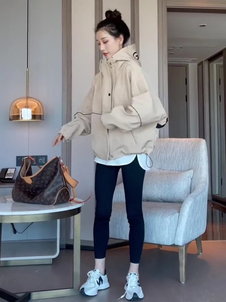 Популярный тренчкот в этом году верхняя одежда женская маленькая