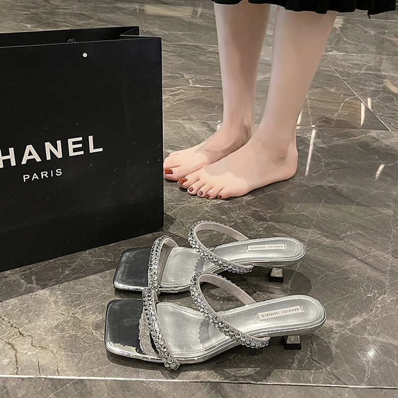 Женские туфли-тапочки 2024 роскошные шлепанцы на каблуке женская тонкая