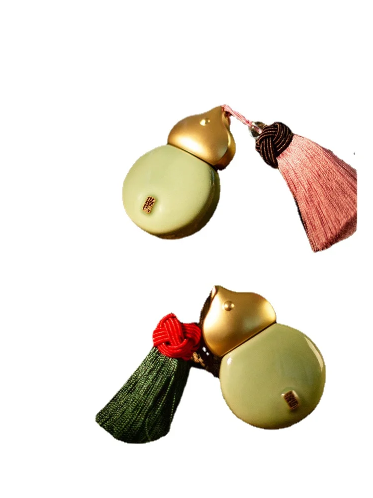 

YY Gourd Complexion Improvement Soft Mist Feeling Big Brand Genuine Lip Mud