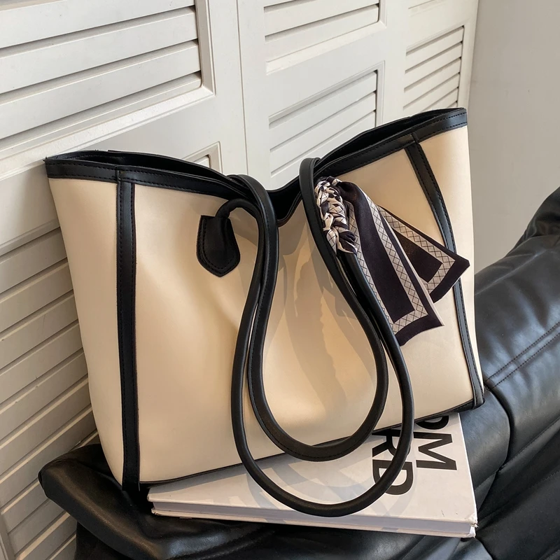 

Large-capacity bag women's summer 2023 new high-end texture commuter large bag all-match one-shoulder tote bag shopping bag