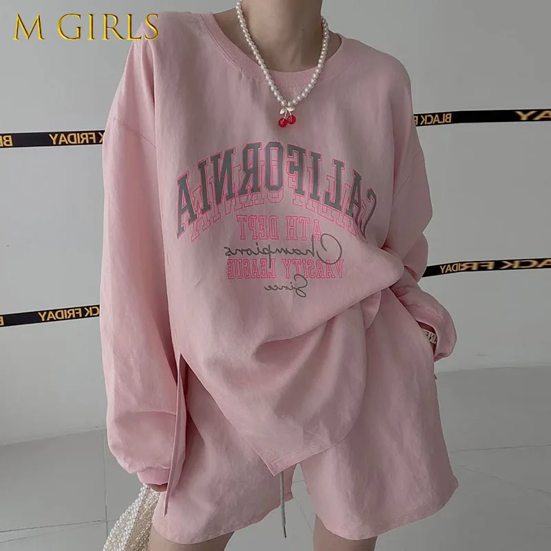 

M GIRLS Women O neck Letter Printed Split T-shirt Two Piece Set 2022 Korean Chic Summer High Waist Lace Up Pocket Shorts Suit